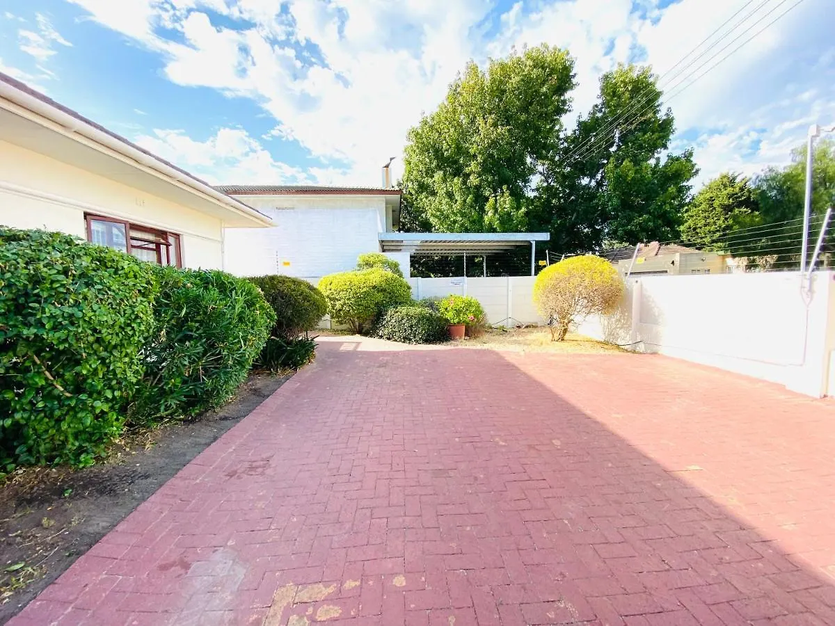 Executive Accommodation Belleville Bellville